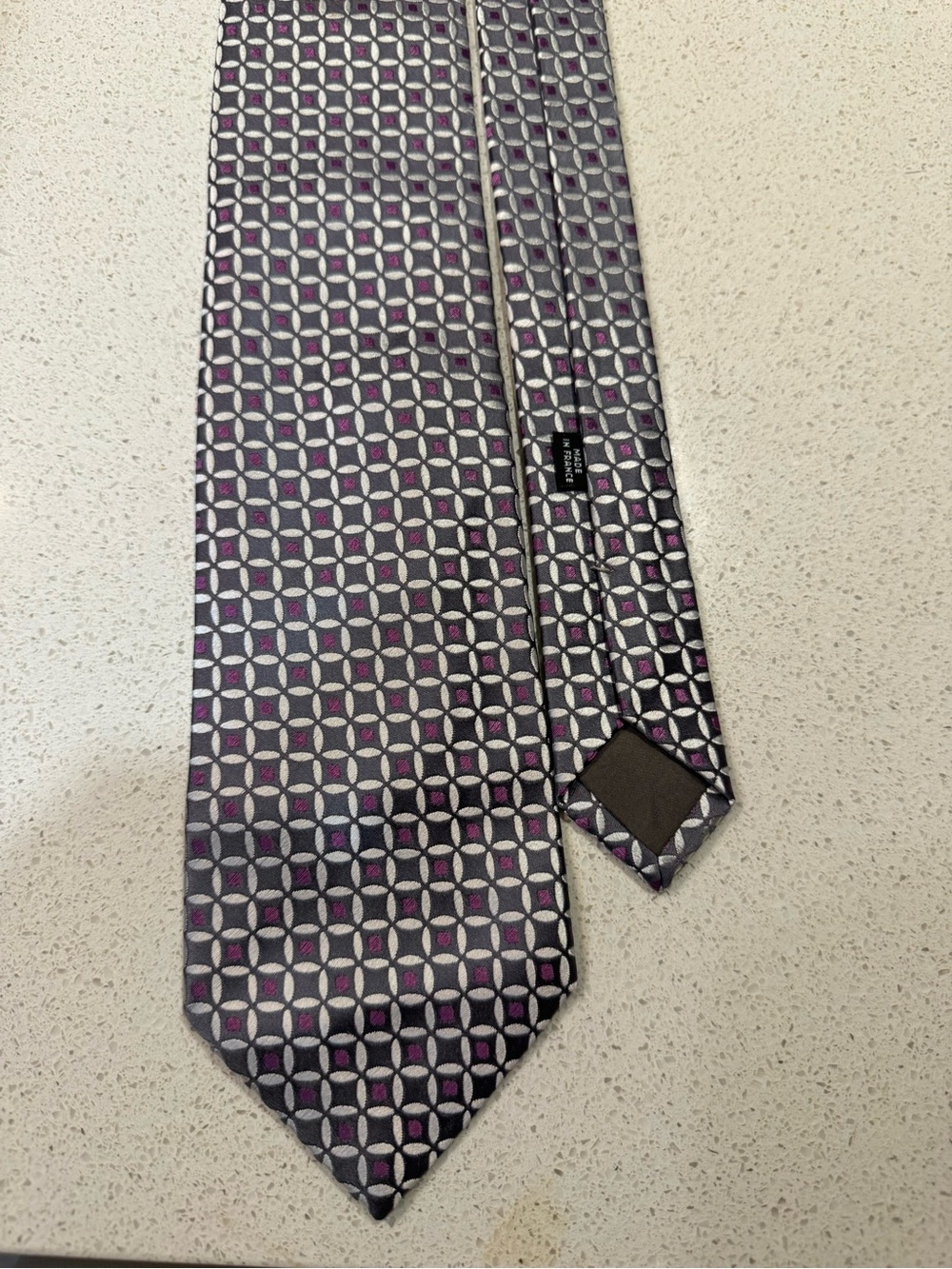Charvet Grey Magenta Geometric Silk Tie France $245